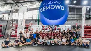 Obok rywalizacji sportowej, zorganizowano także wyjątkowe zajęcia dla trzystu uczniów i uczennic warszawskich szkół