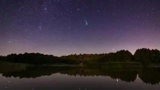 Rozgwieżdżone niebo