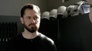 Z kamerą na planie kultowego serialu. "Postaci są blisko nas"