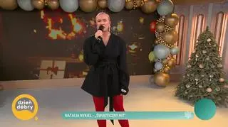 Natalia Nykiel - “Świąteczny hit” 