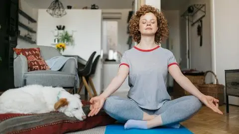 Doga – wspólne ćwiczenia jogi z psem