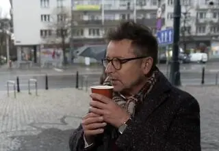 Jak smakuje matcha? Andrzej Polan wypił ją po raz pierwszy i wystawił ocenę