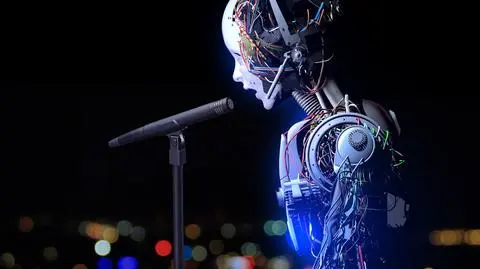 Robot zaśpiewał utwór ze swojej debiutanckiej płyty. "Zupełnie nowa głębia więzi z człowiekiem"
