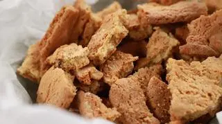 Serowe biscotti na słodko, z serem Bursztyn i migdałami