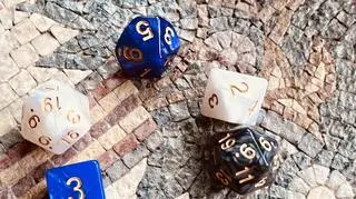 Wibracja numerologiczna na środę. Zachowaj ostrożność w życiu uczuciowym