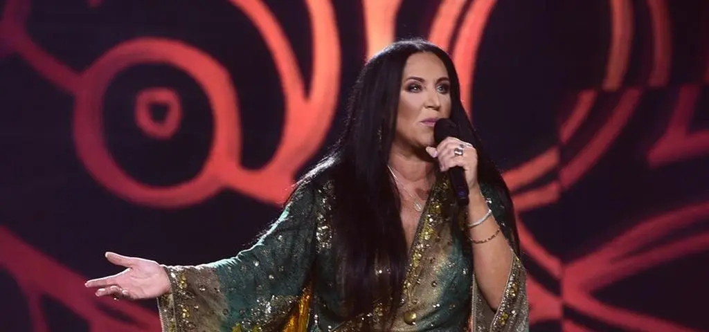 Poruszające słowa Kayah o śmierci mamy. "Opowiadała, jak wychodzi z ciała" 