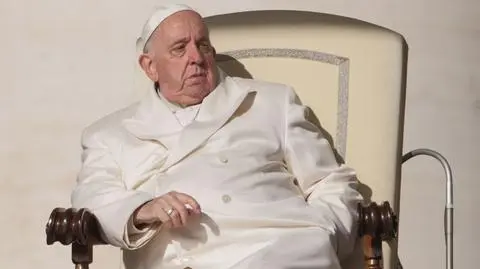 Papież Franciszek trafił do szpitala