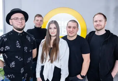 Planety na scenie Dzień Dobry TVN. Posłuchajcie utworu "Kochana"