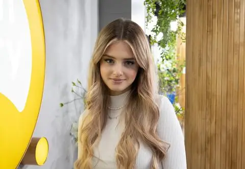 Juli Chan i jej wyjątkowa interpretacja utworu "Joe Le Taxi". "To kwintesencja popu z lat 80. XX wieku"
