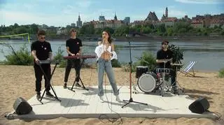 Carla Fernandes "Chcę tu zostać". Na naszej plenerowej scenie zaśpiewała nowy utwór