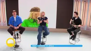 Ment feat. Ofelia w piosence “Czikame” 