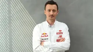 Adam Małysz zmierzy się z nietypowymi zadaniami. TVN w wyjątkowy sposób uczci 20 lat małyszomanii