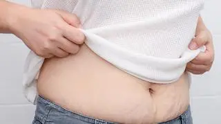 Pokazuje w sieci ciało po porodzie i mierzy się z hejtem