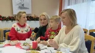 Sąsiedzka wigilia w gdańskim falowcu. "Będziemy się ze sobą spotykali częściej"