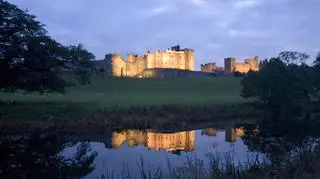 Zamek Alnwick w Anglii. Dlaczego warto go zobaczyć?