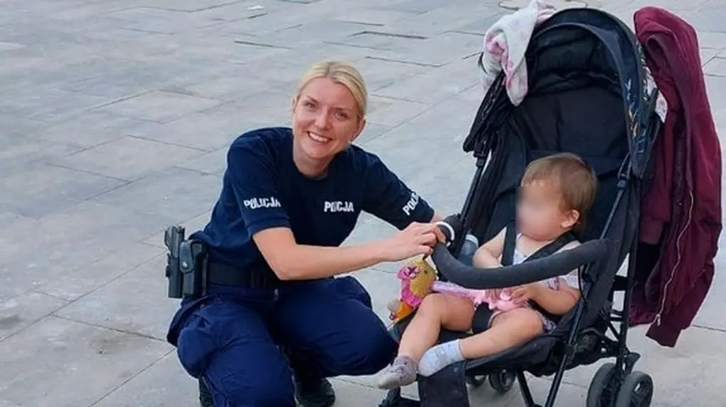 Policjanci pomogli rodzącej kobiecie 
