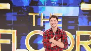Rusza nowy sezon teleturnieju "The Floor". Mikołaj Roznerski zdradził, jak uczestnicy przygotowują się do konkurencji 