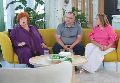 Lepiej spać razem czy osobno? "Tak chrapał, że wibracja po kołdrze szła"