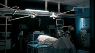 54-latkę omyłkowo uznano za zmarłą. Obudziła się w kostnicy. "Reagowała na bodźce" 