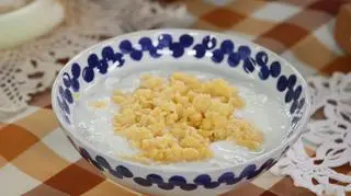 Zacierka z kwaśnym mlekiem