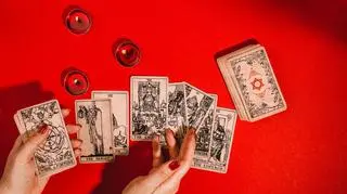 Miłosny horoskop tygodniowy z kart tarota. Ten znak zodiaku będzie musiał postawić na lojalność i wierność