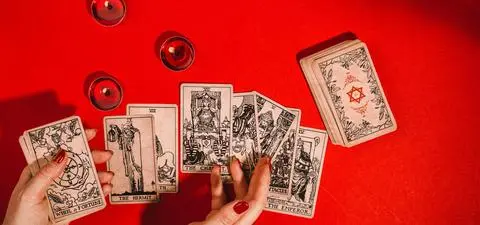 Miłosny horoskop tygodniowy z kart tarota. Ten znak zodiaku będzie musiał postawić na lojalność i wierność