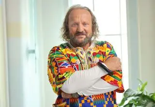 Polak, który pokochał Ghanę. Jak to możliwe, że otrzymał tam tytuł książęcy?