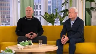 Rogatki opadły, a samochód nie rusza. Żółta naklejka może uratować ci życie