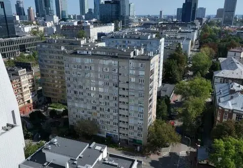 Żyją w strachu przed eksmisją. "Będziemy mieć wybór: leki, jedzenie czy czynsz"