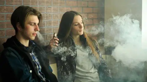 Podgrzewacze, e-papierosy, saszetki. To iluzja bezpiecznego palenia