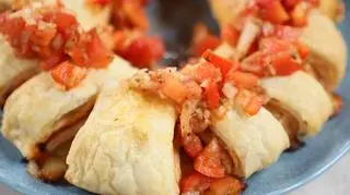 Przekąski sylwestrowe z ciasta francuskiego