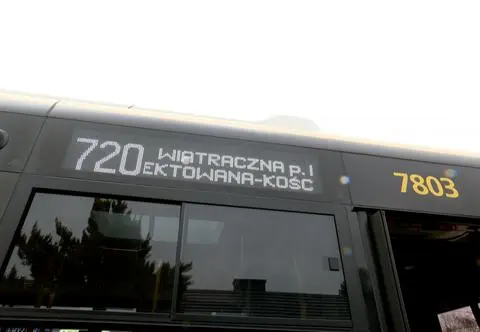 Fenomen najdłuższej linii autobusowej. "Trzeba było prosić księdza o ogłoszenie, żeby ktoś się ruszył"