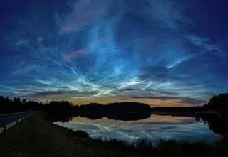 Obłoki srebrzyste, czyli świetliste chmury z granicy kosmosu. Kiedy i jak je obserwować?