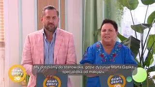 Makijaż pełen brązów - napisy