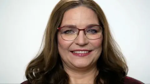 Były mąż wybił jej zęby. Dzięki metamorfozie uśmiechu odzyskała szczęście. "Teraz mogę zwojować świat"