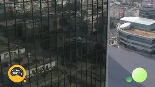 Ten hotel to tysiące niesamowitych historii - napisy