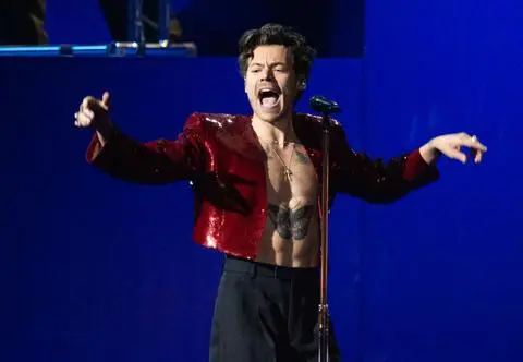 Harry Styles powraca z nowym albumem. Fani: "Modliłem się o to"