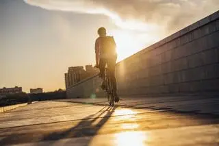 Rowerzysta najechał na dwulatka 