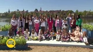 Chór TSO w piosence „To będzie dobry dzień”