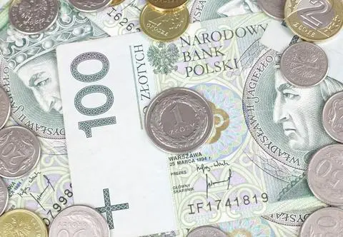 Życie w spirali zadłużenia. Jak nie nabrać się na "chwilówkę"?