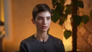 "Zginałam się w pół, żeby łzy nie niszczyły makijażu". Cleo Ćwiek o życiu z CHAD i w spektrum autyzmu