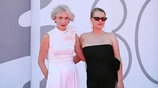 Joanna Kulig zachwyciła kreacją w Wenecji. Na czerwonym dywanie pojawiła się w sukience od polskiej projektantki