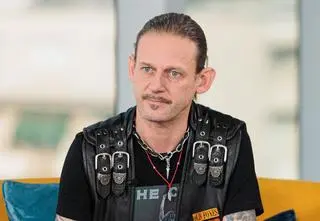 Tragedia w rodzinie Michała Wójcika z kabaretu Ani Mru-Mru. Artysta jest w żałobie