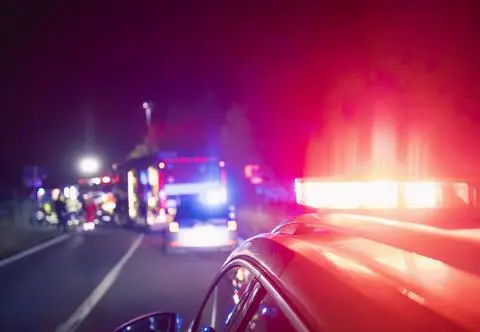 Trójka dzieci wybiegła nagle na jezdnię. Samochód potrącił 3-latka