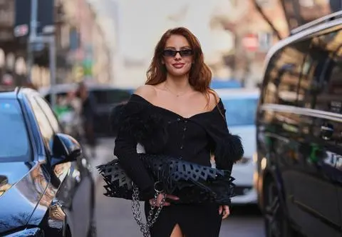 Czerń rządzi. Najmocniejsze trendy Milan Fashion Week 2026