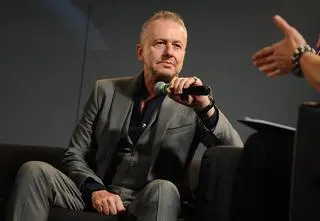Mija 30 lat od premiery "Psów". Bogusław Linda: "Mój zawód jest potwornie nudny" 