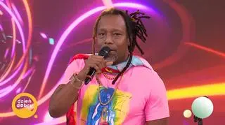 Andrew Hypes & Dontae Winslow w utworze “Cop my swag” 