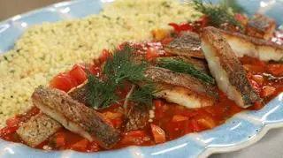 Miruna w świątecznym gulaszu z perłowym kukusem