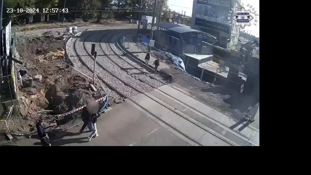 Tramwaj potrącił dwoje nastolatków 