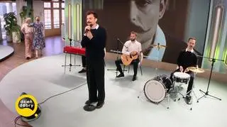 Wiktor Dyduła - “Tam słońce, gdzie...”  